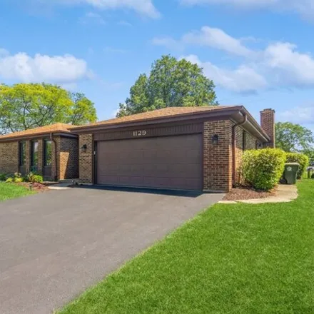 Buy this 3 bed house on 1129 E Carpenter Dr in Palatine, Illinois