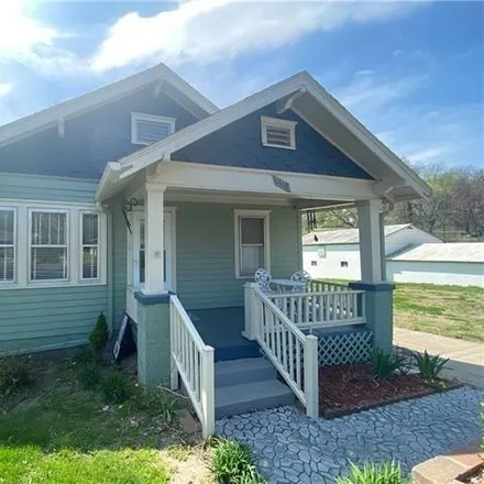 Buy this 1 bed house on 1120 Mason Road in St. Joseph, MO 64504