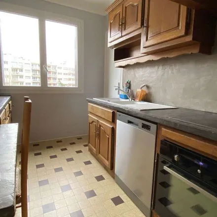 Rent this 3 bed apartment on Notre-Dame - Musée in Place de Lavalette, 38000 Grenoble