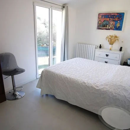 Rent this 2 bed house on Cannes in 4 Place de la Gare, 06400 Cannes