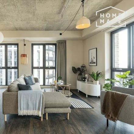 Rent this 4 bed apartment on Atlantic Crescent in London, HA9 0TT