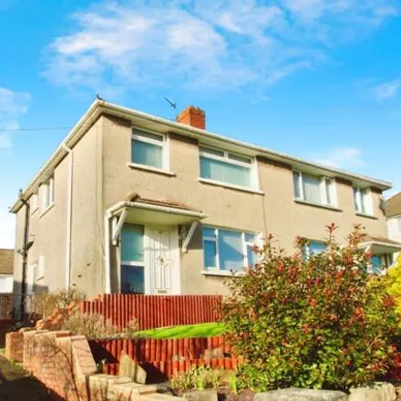 Buy this 3 bed duplex on Johnston Road in Cardiff, CF14 5HJ