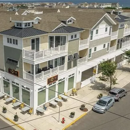 Buy this 3 bed condo on 8667 Landis Avenue in Sea Isle City, Cape May County