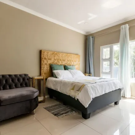 Image 8 - Benwood Road, Morningside Manor, Sandton, 2057, South Africa - Apartment for rent