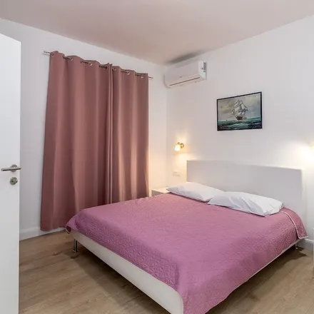 Rent this studio apartment on 23211 Općina Pakoštane