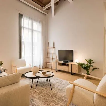 Rent this 2 bed apartment on Lu Pe Giraldo in Carrer de Bonavista, 08001 Barcelona