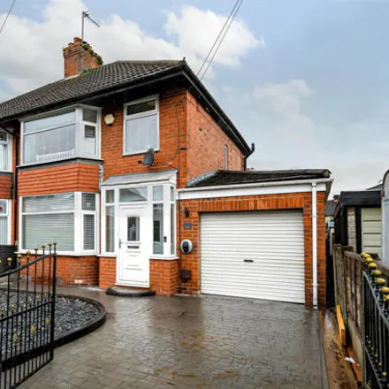 Buy this 3 bed duplex on Inverness Avenue in Manchester, M9 6HN
