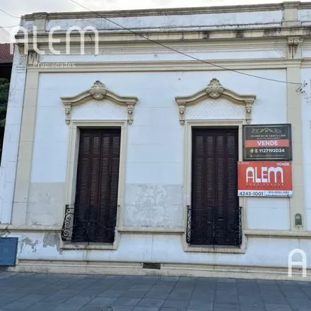 Buy this 3 bed house on Simón Bolívar 67 in Partido de Lomas de Zamora, Lomas de Zamora
