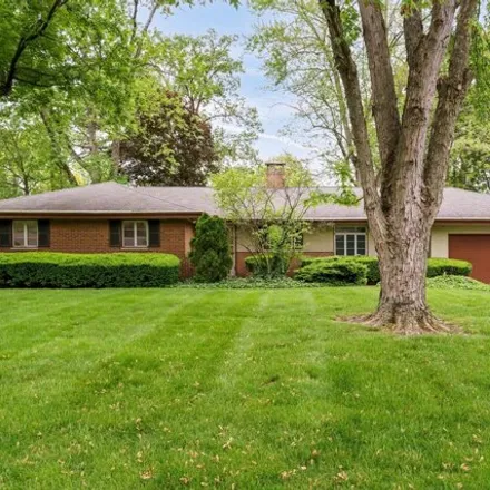 Buy this 3 bed house on 3915 Chevington Road in Upper Arlington, OH 43220