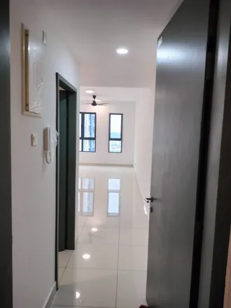 Image 2 - Trio, Jalan Batu Nilam 26, Bandar Bukit Tinggi 2, 41200 Klang City, Selangor, Malaysia - Apartment for rent