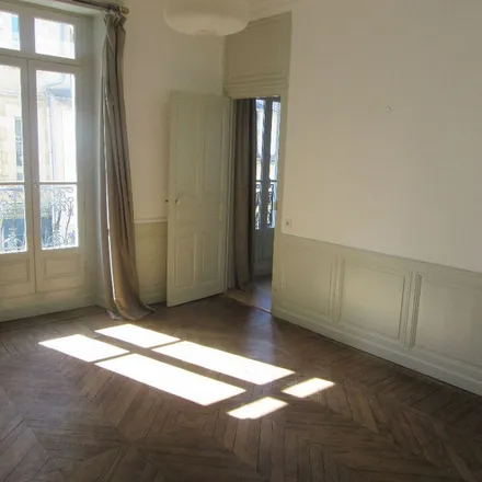 Image 4 - Centre commercial Le Churchill, Rue de Bourgogne, 35043 Rennes, France - Apartment for rent