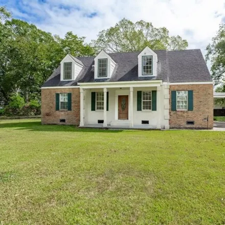 Buy this 4 bed house on 200 North Labauve Avenue in Brusly, West Baton Rouge Parish