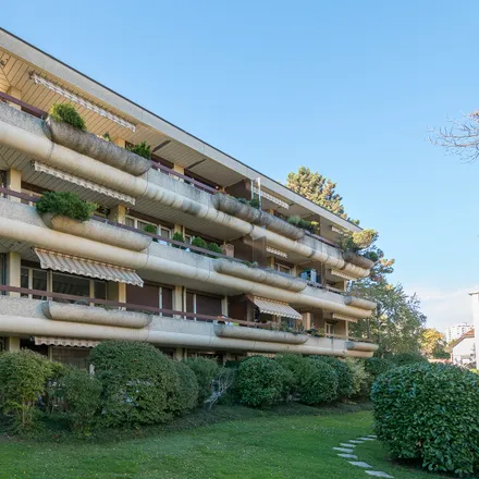 Rent this 2 bed apartment on Avenue Victor-Ruffy 16 in 1012 Lausanne, Switzerland