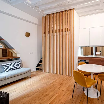 Rent this 2 bed apartment on 55 Rue Montmartre in 75002 Paris, France