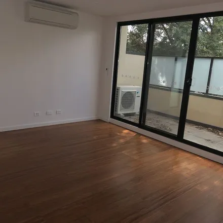 Rent this 1 bed apartment on High Street Road Animal Hospital in High Street Road, Mount Waverley VIC 3149