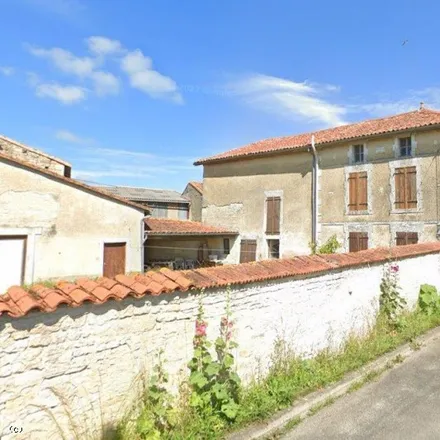 Image 2 - Clef d'Anville, 16240 Villefagnan, France - House for sale