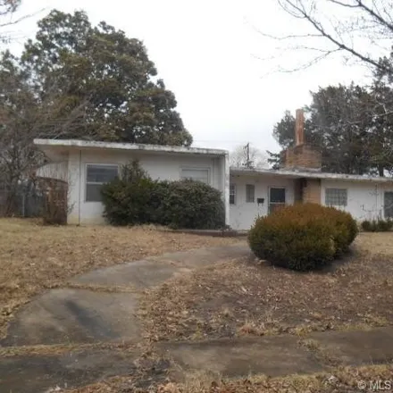 Buy this 3 bed house on 263 East 11th Street in Pawhuska, OK 74056