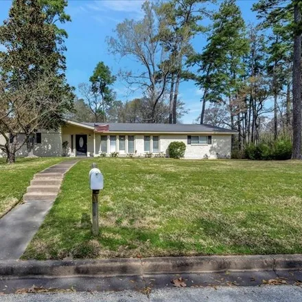 Image 3 - 993 Crooked Creek Drive, Lufkin, TX 75904, USA - House for sale