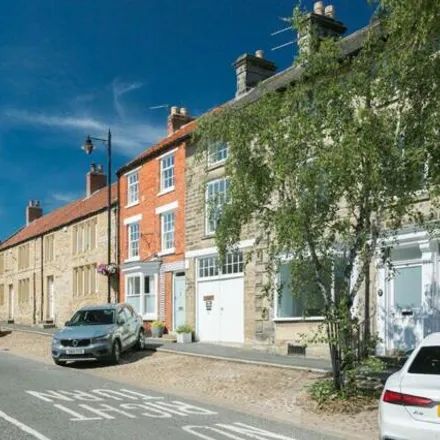 Image 4 - High Market Place, Kirkbymoorside, North Yorkshire, N/a - Townhouse for sale