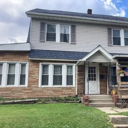 Buy this 3 bed house on 5 Smith Avenue in Mansfield, OH 44905