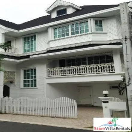 Rent this 3 bed house on 7-Eleven in Lasalle Road, Bang Na District