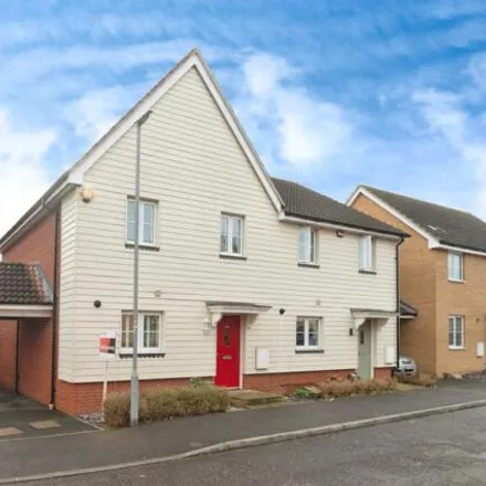 Buy this 3 bed duplex on unnamed road in Basildon, SS14 2FE