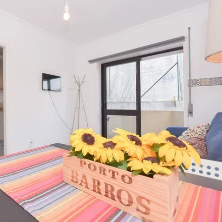 Rent this studio apartment on 4000-034 Distrito de Leiria