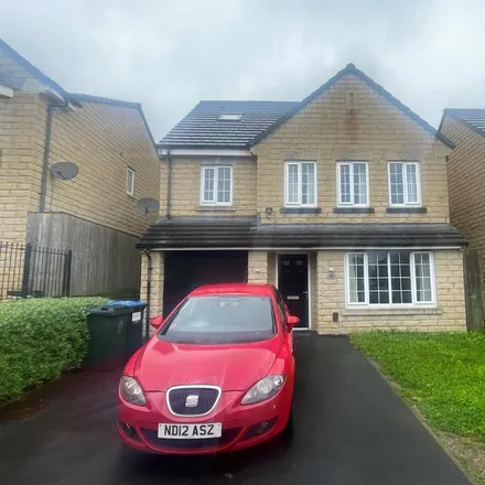Rent this 4 bed house on Plantation Drive in Cottingley, BD9 6SG