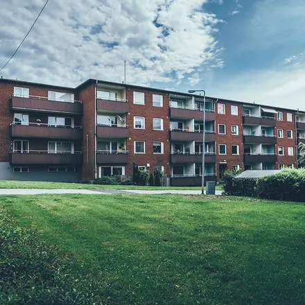 Rent this 2 bed apartment on Våmmedalsvägen 160 in 428 31 Kållered, Sweden