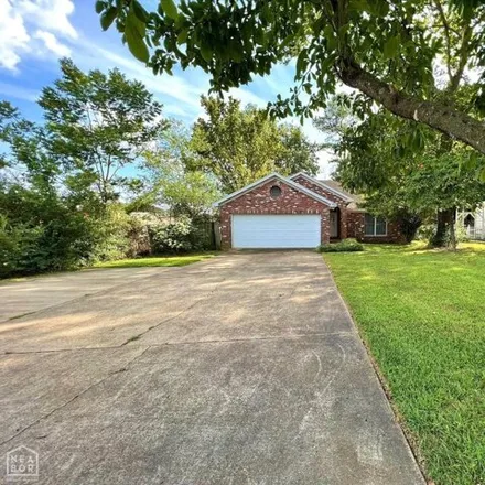 Buy this 4 bed house on 299 West Highland Drive in Jonesboro, AR 72401
