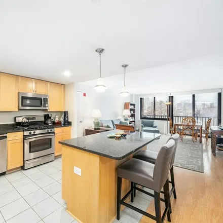 Image 5 - 700 Grove Street 5j In Jersey City - Apartment for sale