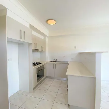 Image 3 - Short Street, Wentworthville NSW 2145, Australia - Apartment for rent