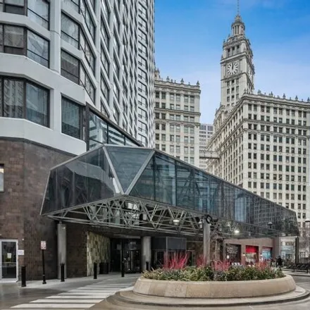 Buy this 2 bed condo on River Plaza in 405 North Wabash Avenue, Chicago