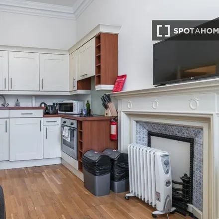 Image 3 - J. & M. Cleary, 36 Amiens Street, Dublin, D01 H6Y6, Ireland - Apartment for rent