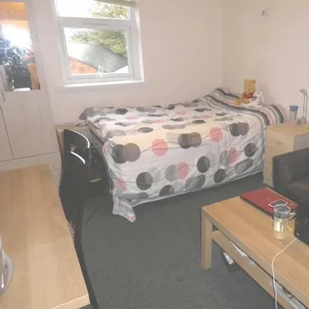 Rent this 1 bed townhouse on Cheeky Joe's in 616 Bristol Road, Selly Oak