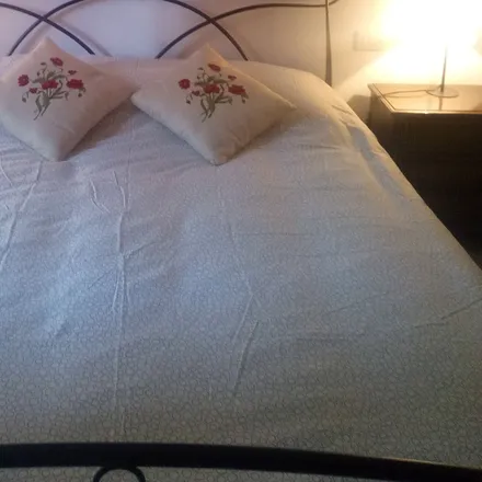 Rent this 2 bed duplex on 50018 Scandicci FI