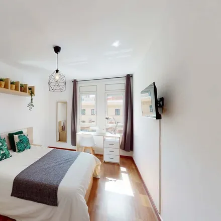 Rent this 7 bed room on Carrer de Muntaner in 39, 08001 Barcelona