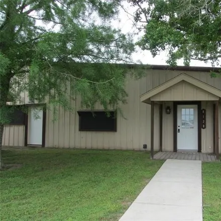 Rent this 2 bed house on State Highway 75 South in Huntsville, TX