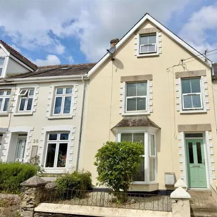 Buy this 5 bed townhouse on Trevanion Road in Wadebridge, Cornwall