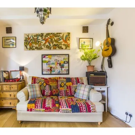 Rent this 2 bed apartment on 24 Clapham Road in London, SW9 0JD