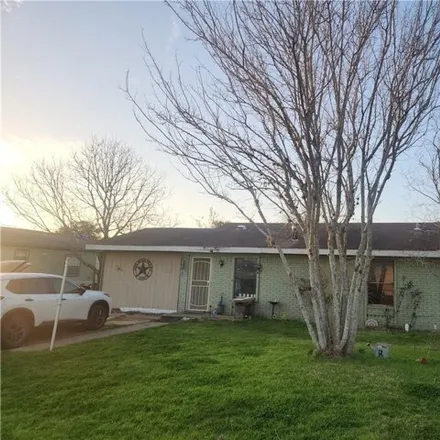 Buy this 3 bed house on 432 Moffit Street in Yoakum, TX 77995