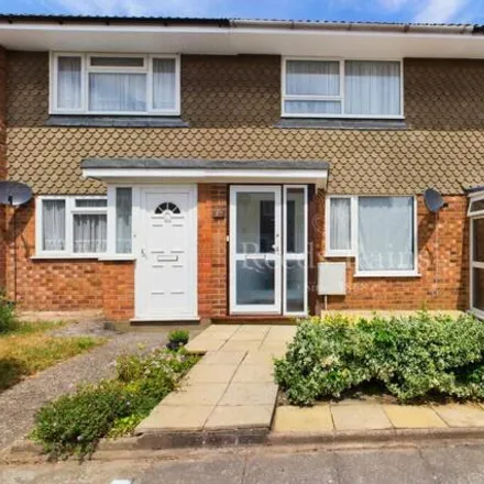 Rent this 3 bed townhouse on Penney Close Playground in Penney Close, Dartford
