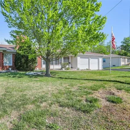 Buy this 3 bed house on 6523 Telegraph Road in Oakville, MO 63129