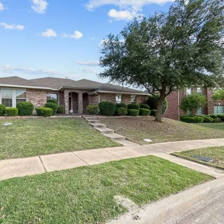 Buy this 3 bed house on 626 Azelea Drive in Glenn Heights, TX 75154