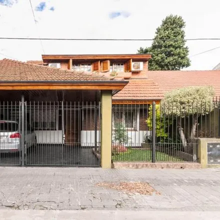 Buy this 3 bed house on General José María Paz 758 in Adrogué, Argentina