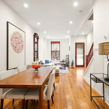 Image 4 - 261 West 132nd Street, New York, NY 10027, USA - Townhouse for sale