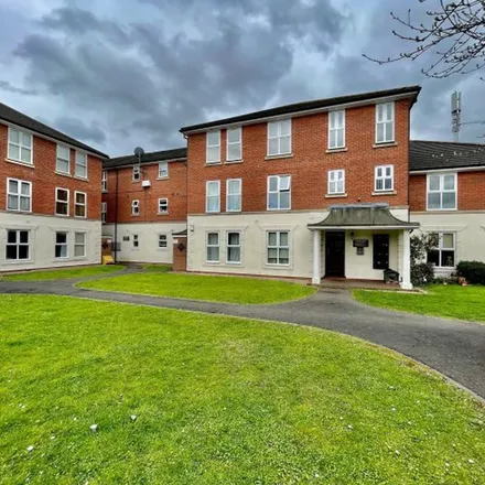 Rent this 1 bed apartment on Queensway in Royal Leamington Spa, CV31 3LB