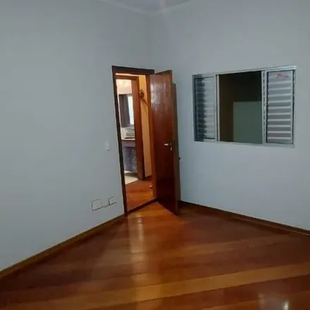 Rent this 2 bed house on Rua Doutor Pedro dos Santos Figueiredo in Conceição, Osasco - SP