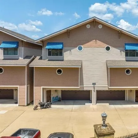 Buy this 2 bed condo on 239 Bayou Point in Hot Springs, AR 71913