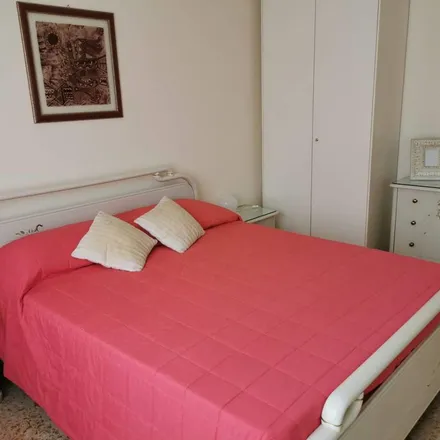Image 2 - Brontolo, Via Antonio Genovesi, 00136 Rome RM, Italy - Apartment for rent